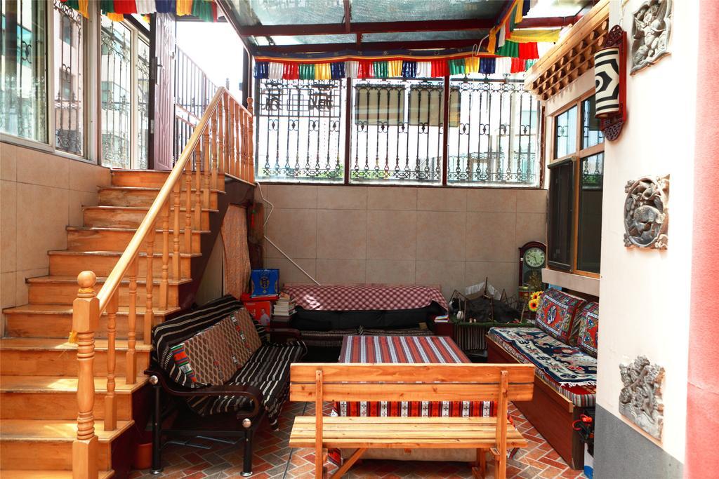 Xining Yushu Zangjia Hostel ภายนอก รูปภาพ